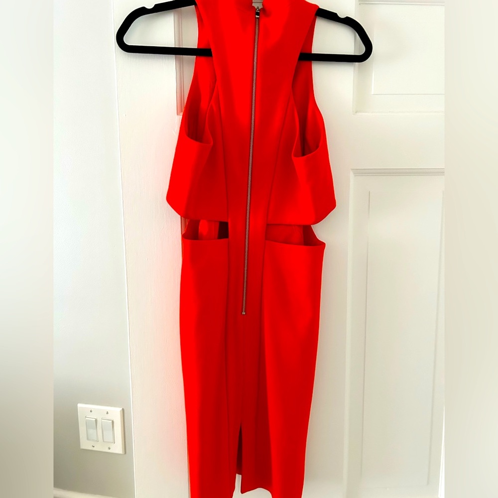 Elizabeth and James dress size 6